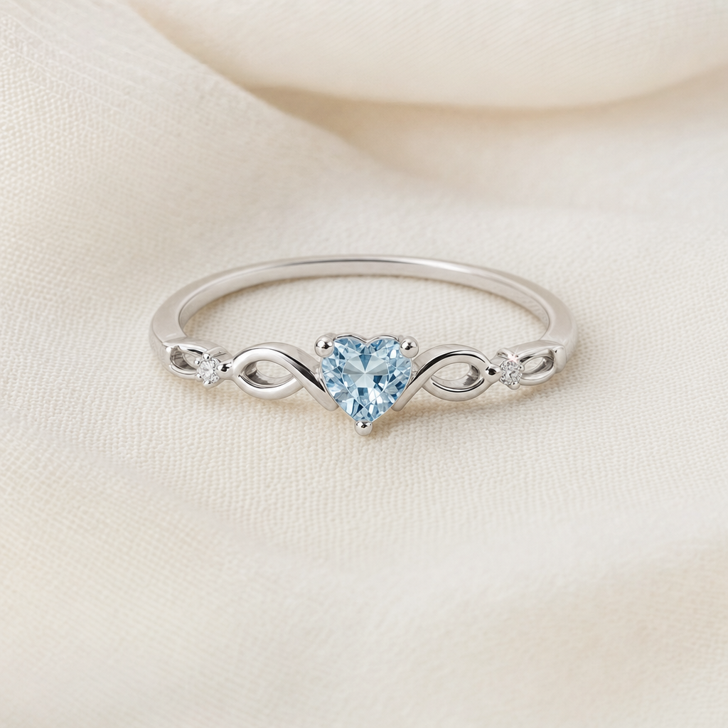 THE ROSELLA | HEART RING